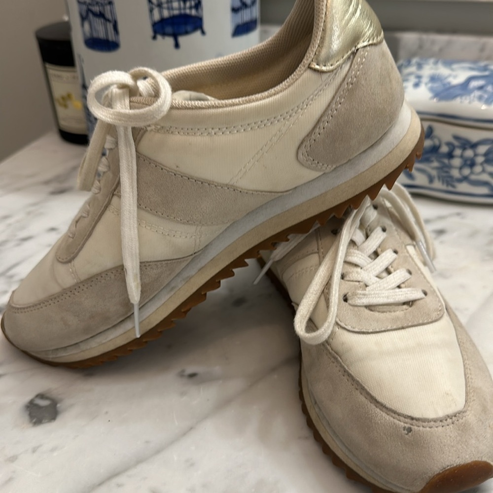 J Crew women retro sneaker size 6 off white with gold excellent worn 2-3 times - Picture 7 of 11